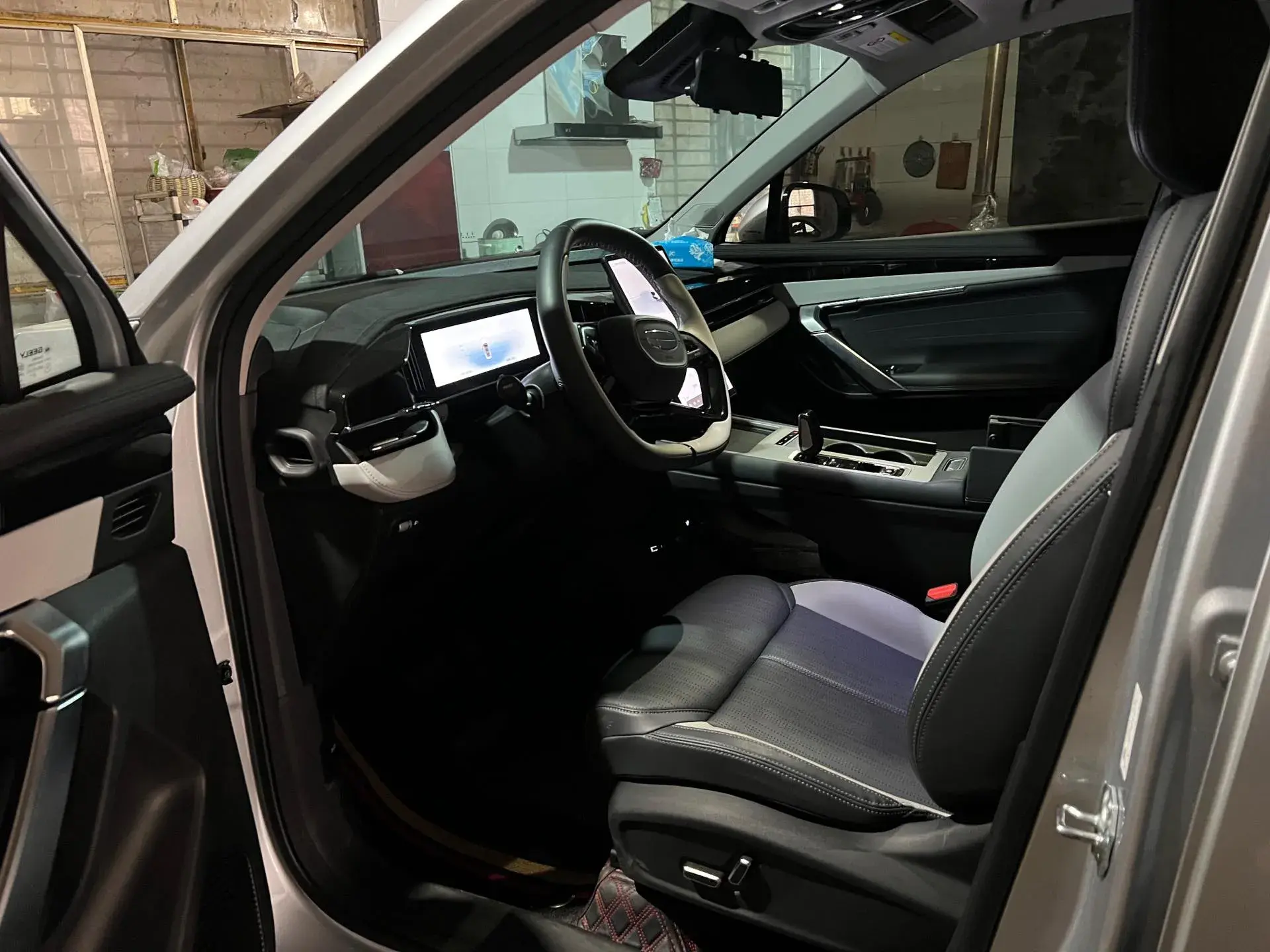 2024 GEELY STARRAY thumbnail 2