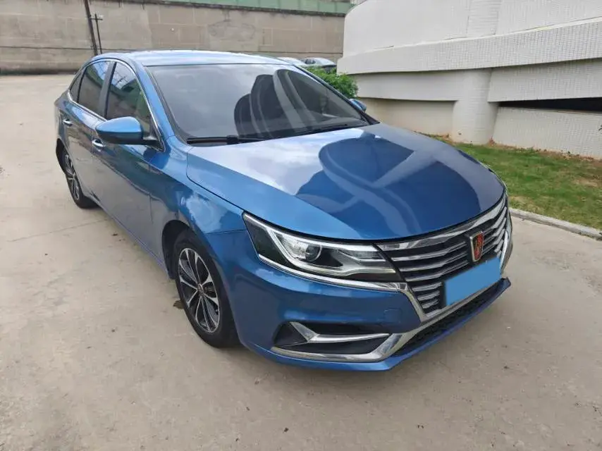 2019 ROEWE I6 thumbnail 3