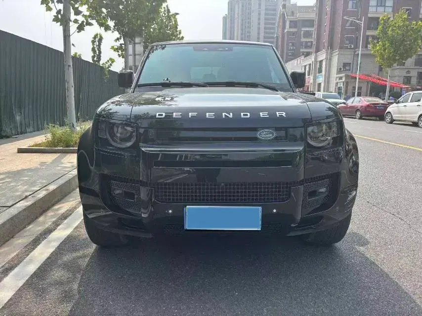 2024 LAND ROVER thumbnail 2