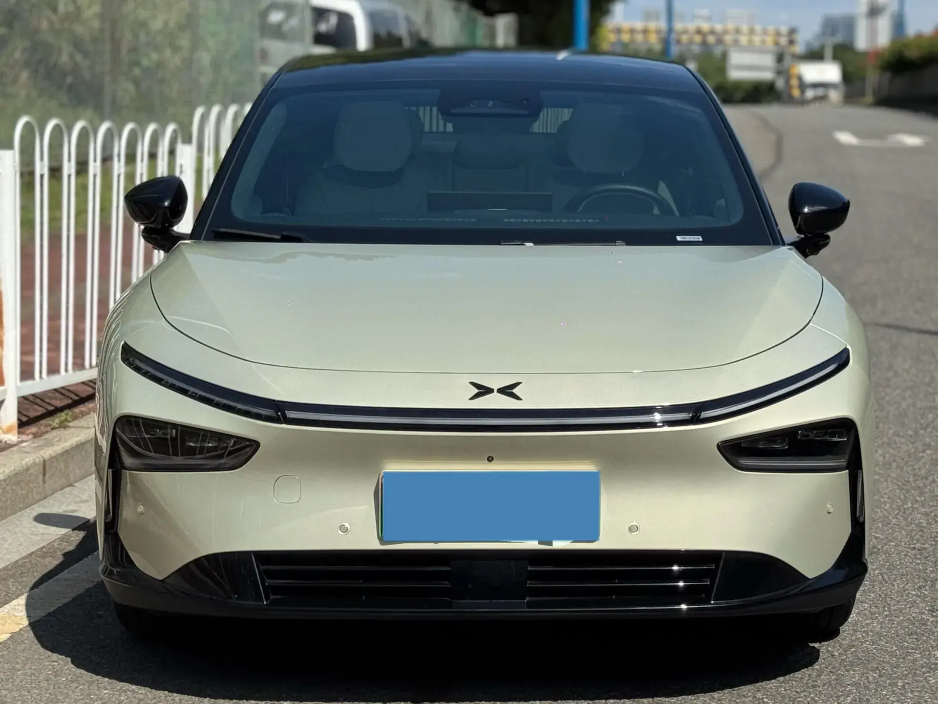 2024 XPENG P7+ thumbnail 3