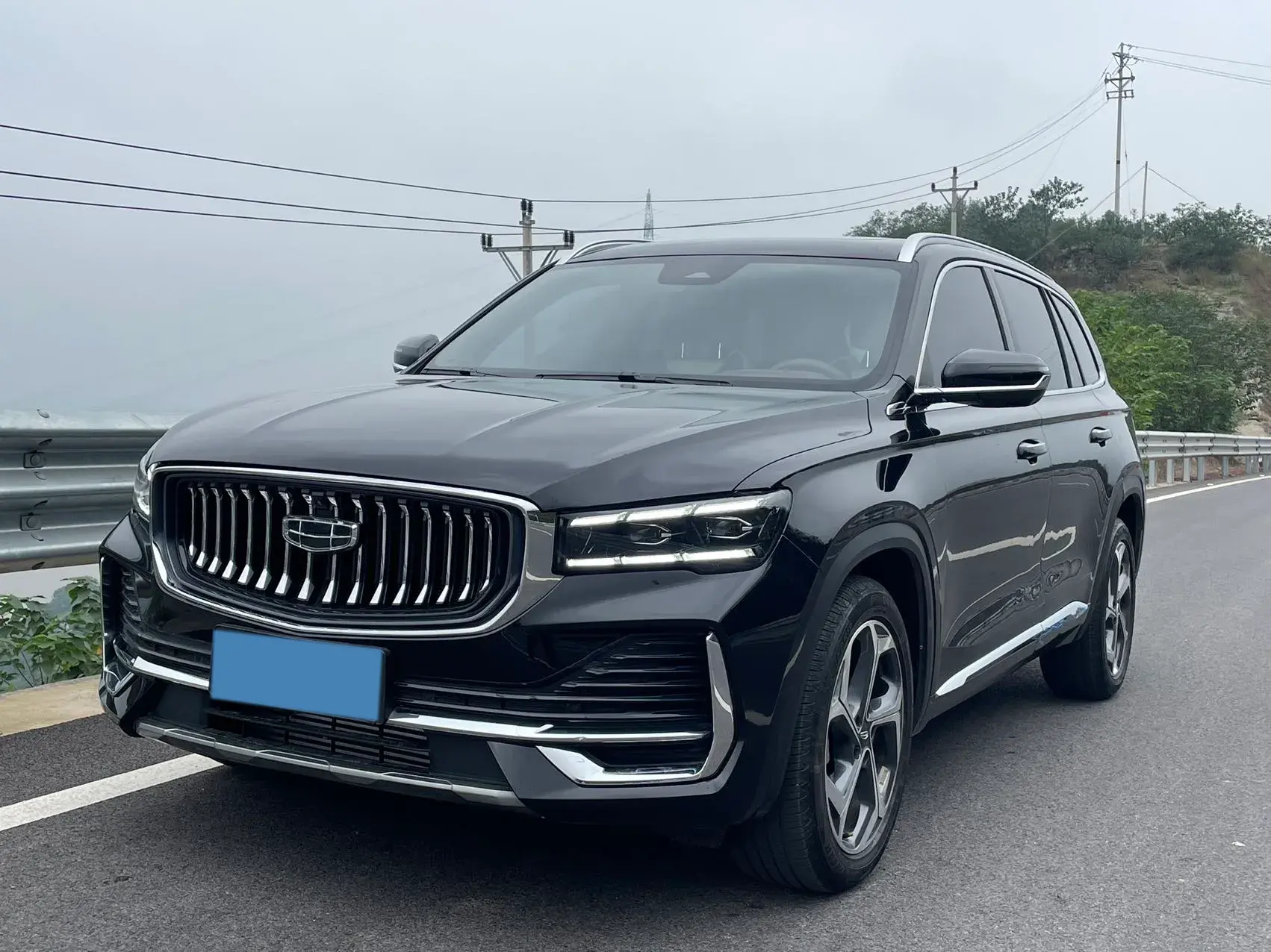 2024 GEELY MONJARO view 1