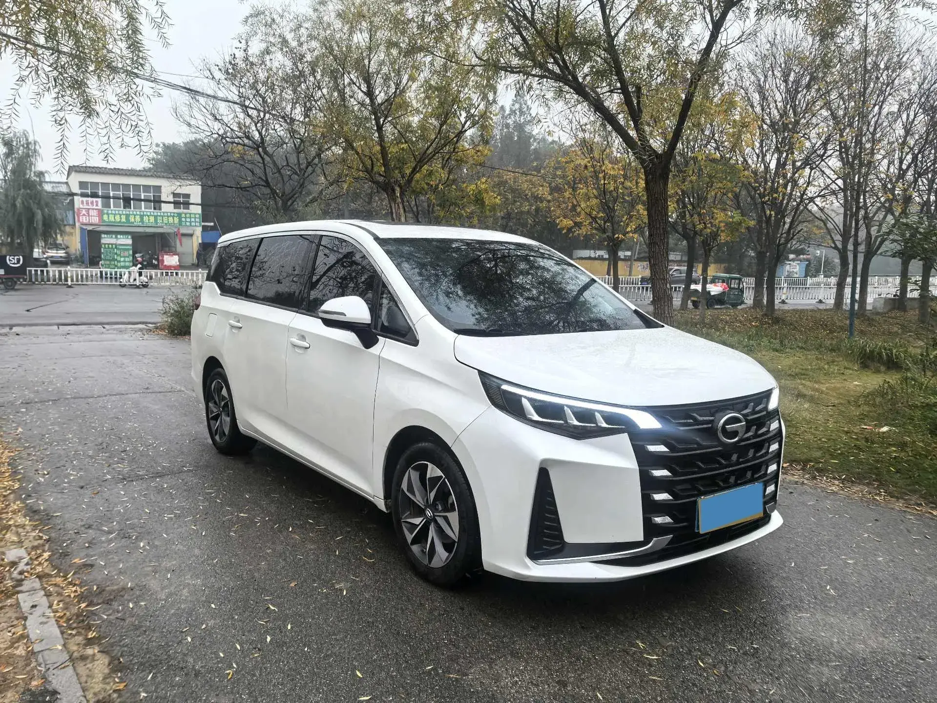 2021 GAC TRUMPCHI thumbnail 3