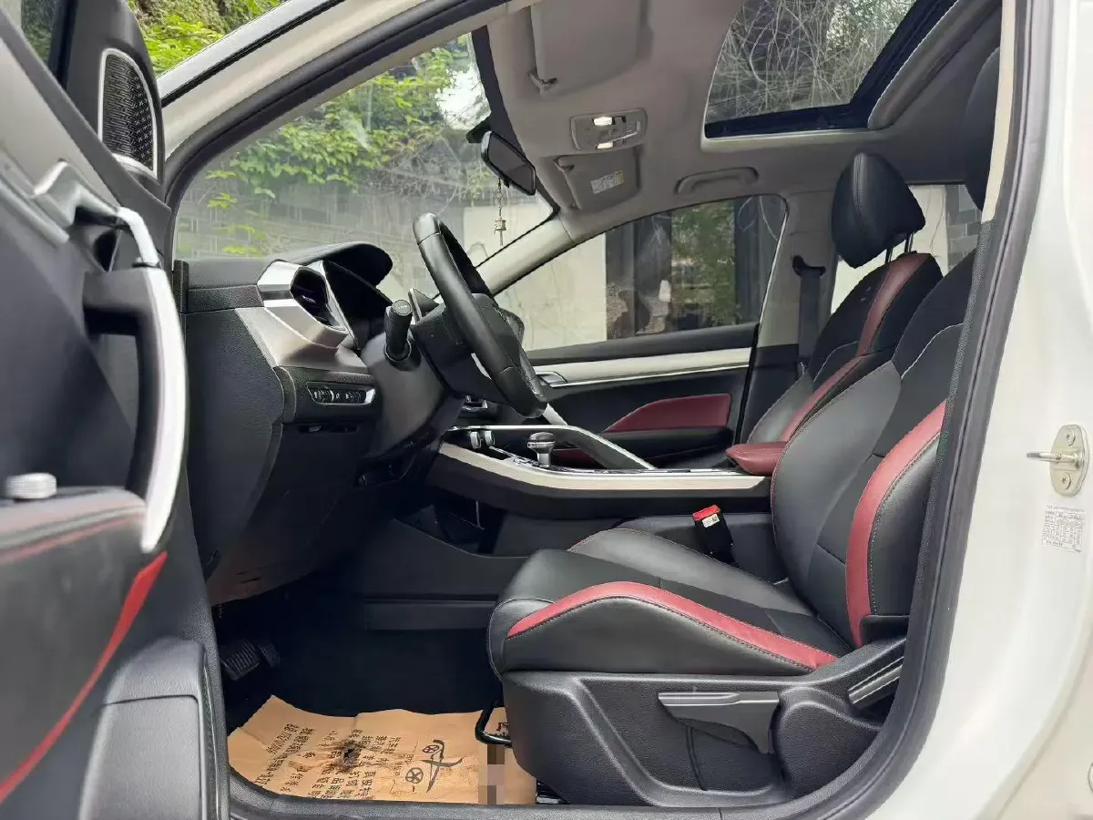 2021 Geely Coolray 1.4T 141HP L4 6DCT,autocango,china used car exporter,china ev exporter,chinese used car exporter,chinese used ev exporter