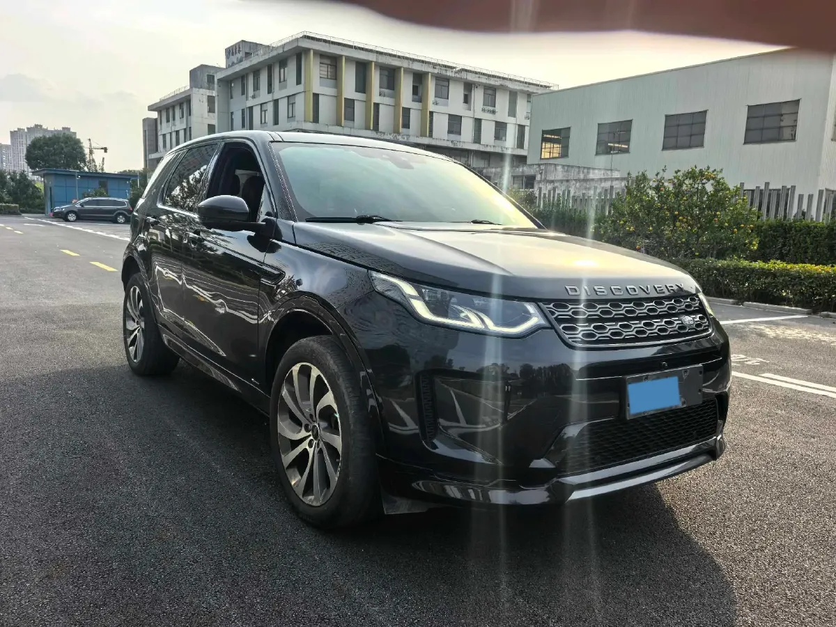 2020 Land Rover Discovery Sport 2.0T 249HP L4 9AT,autocango,china used car exporter,china ev exporter,chinese used car exporter,chinese used ev exporter