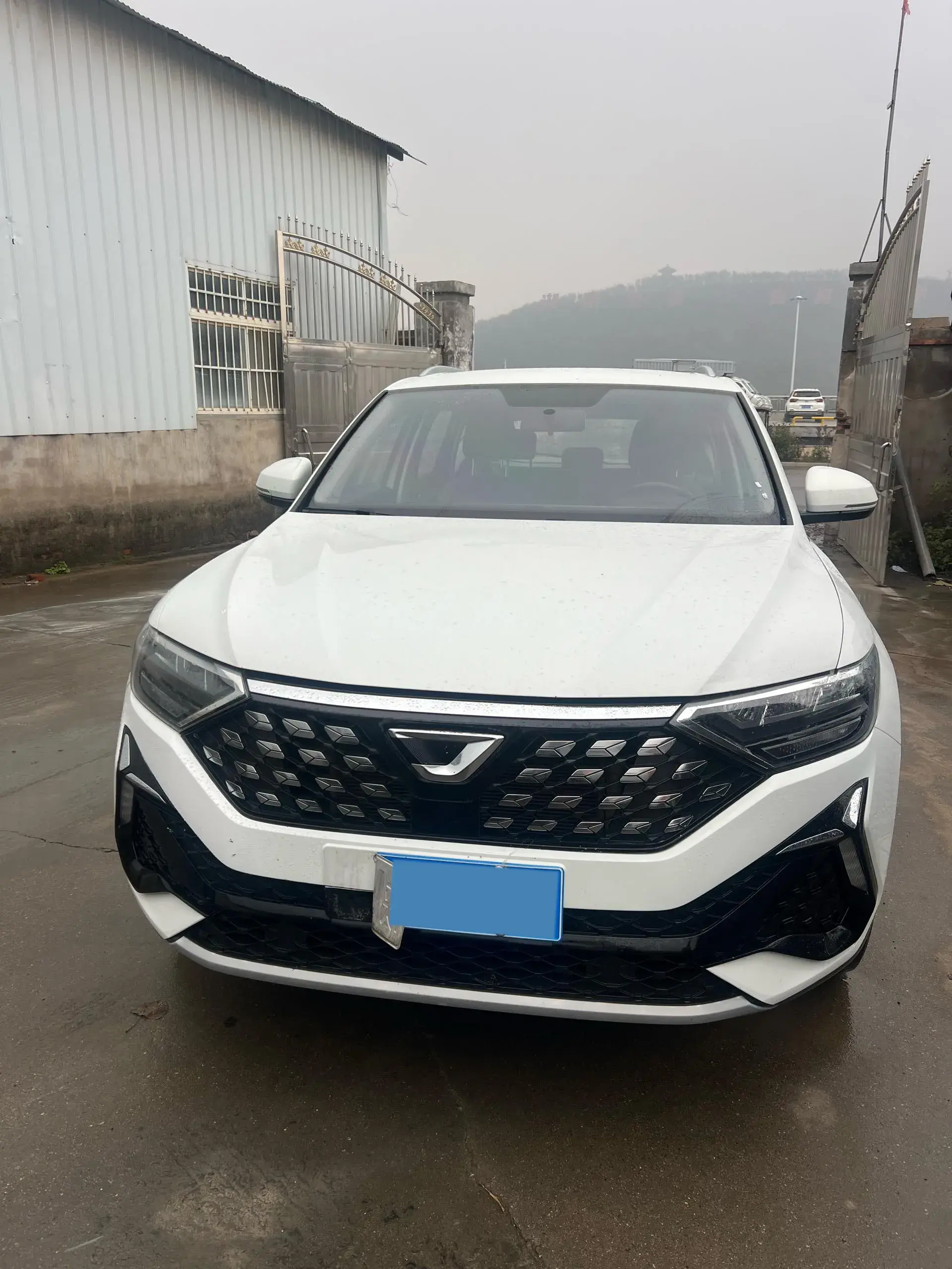 2023 JETTA VS5 thumbnail 3