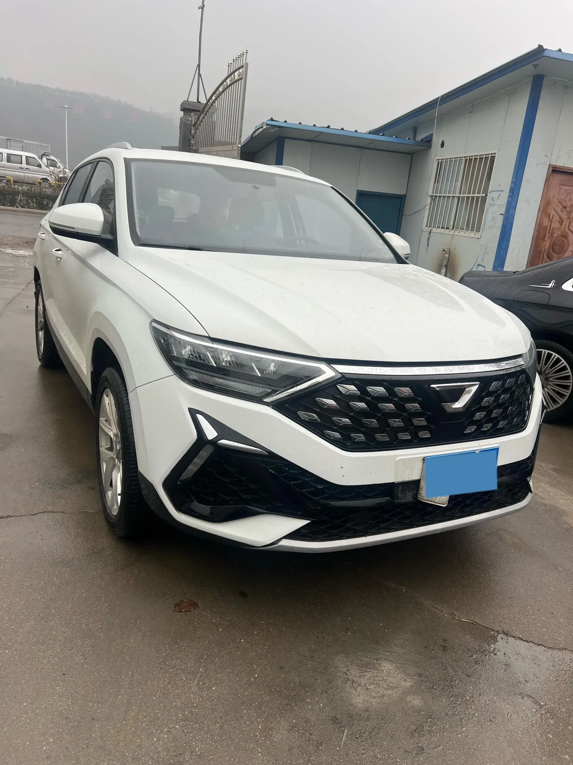 2023 JETTA VS5 thumbnail 2