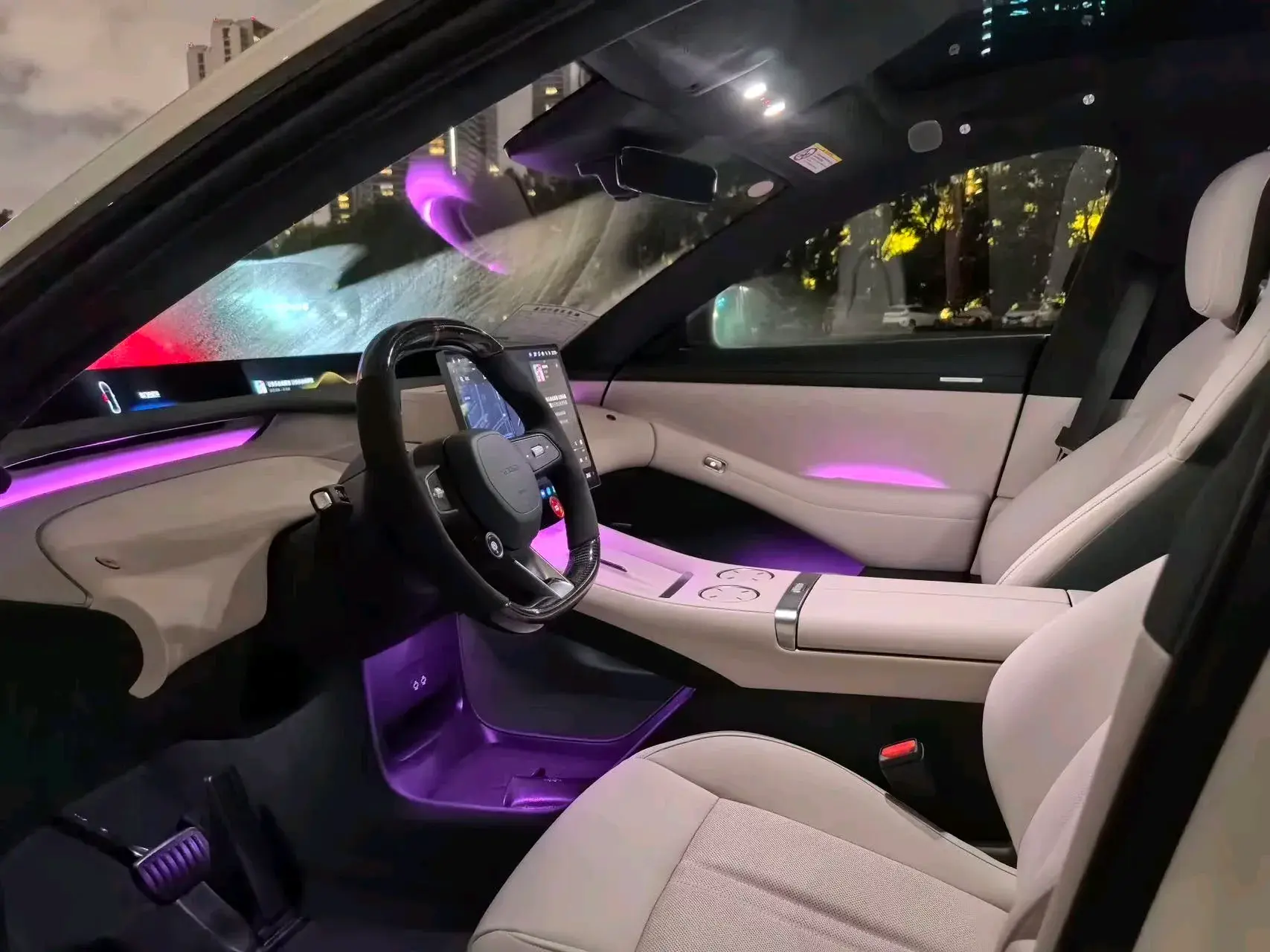 2025 MI YU7 thumbnail 3