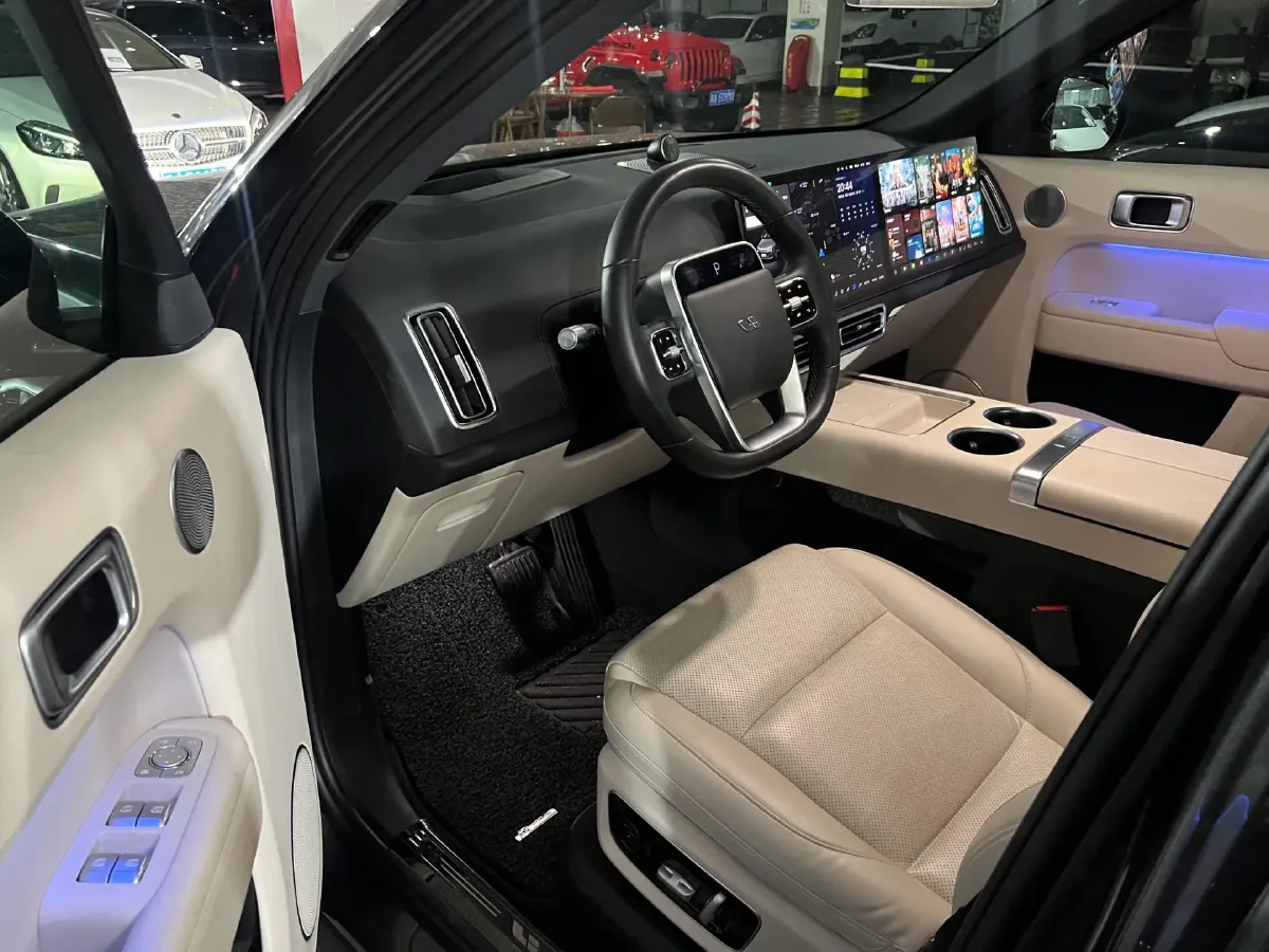 2022 Li L9 Range Extended 154HP REEV 42.6KWH,autocango,china used car exporter,china ev exporter,chinese used car exporter,chinese used ev exporter