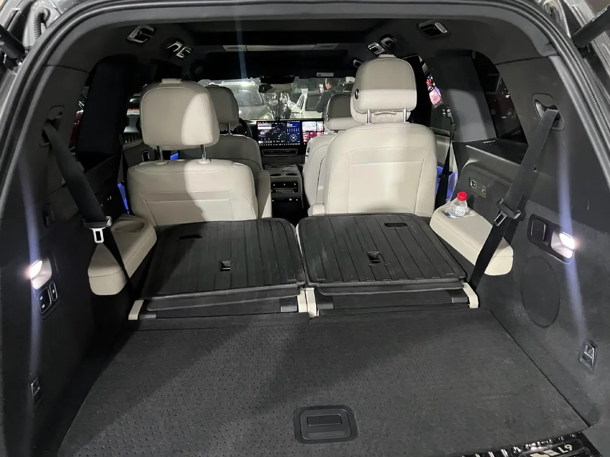 2022 Li L9 Range Extended 154HP REEV 42.6KWH,autocango,china used car exporter,china ev exporter,chinese used car exporter,chinese used ev exporter