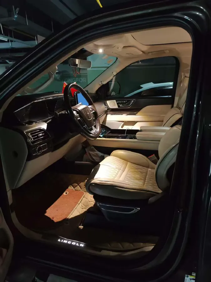 2018 Lincoln Navigator 3.5T 415HP V6 10AT,autocango,china used car exporter,china ev exporter,chinese used car exporter,chinese used ev exporter