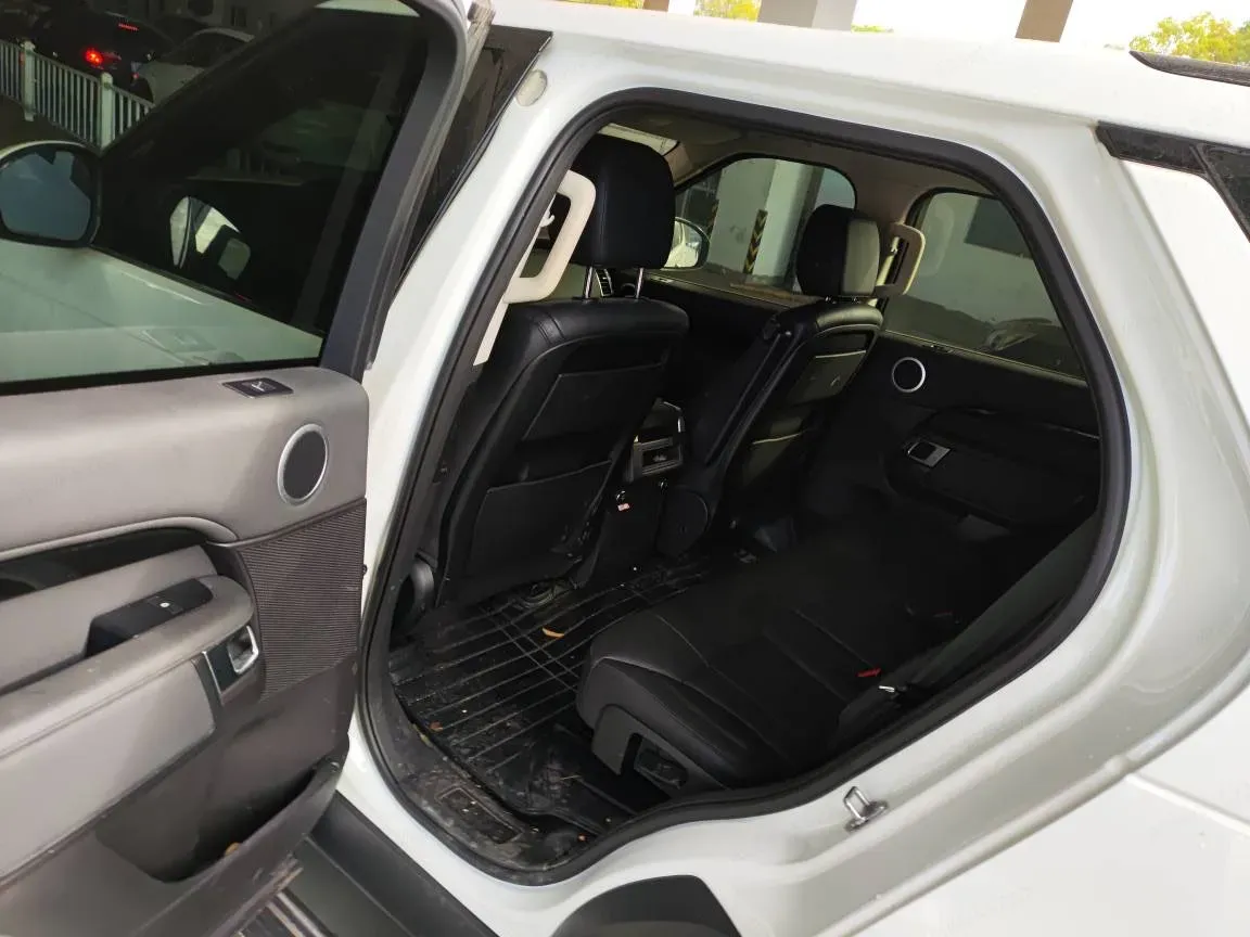 2017 Land Rover Discovery 3.0T 340HP V6 8AT,autocango,china used car exporter,china ev exporter,chinese used car exporter,chinese used ev exporter