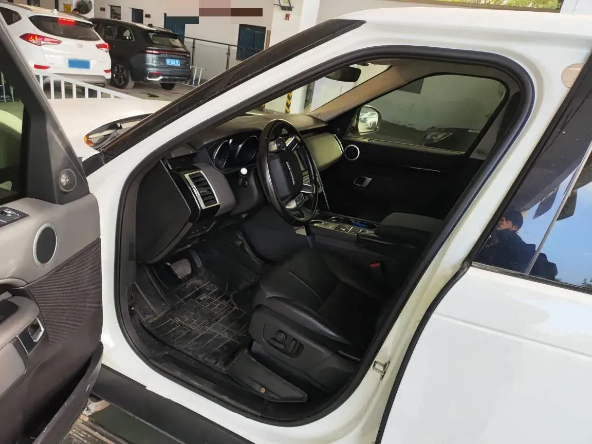 2017 Land Rover Discovery 3.0T 340HP V6 8AT,autocango,china used car exporter,china ev exporter,chinese used car exporter,chinese used ev exporter