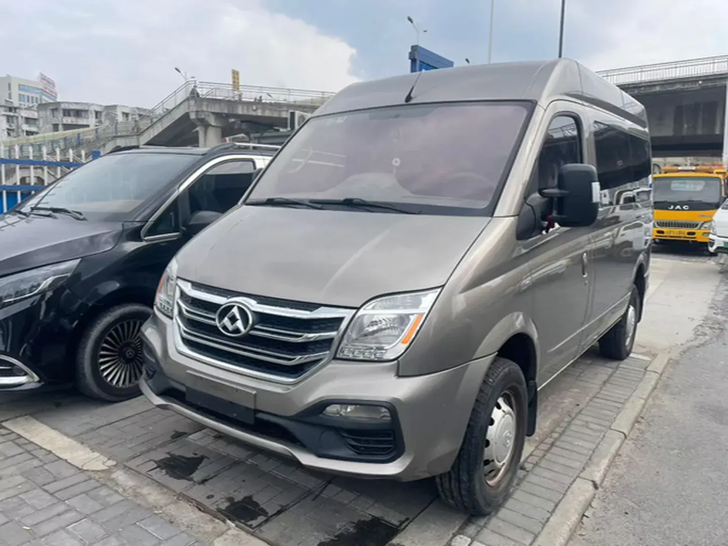2018 MAXUS XINTU view 1