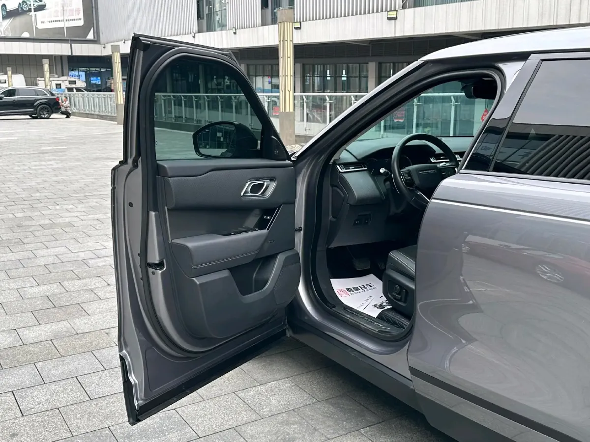 2020 Land Rover Range Rover Velar 2.0T 250HP L4 8AT,autocango,china used car exporter,china ev exporter,chinese used car exporter,chinese used ev exporter