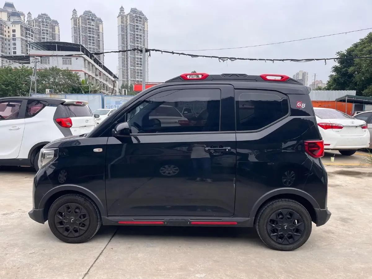 2022 WuLing HongGuang MINI EV BEV 26.5KWH,autocango,china used car exporter,china ev exporter,chinese used car exporter,chinese used ev exporter
