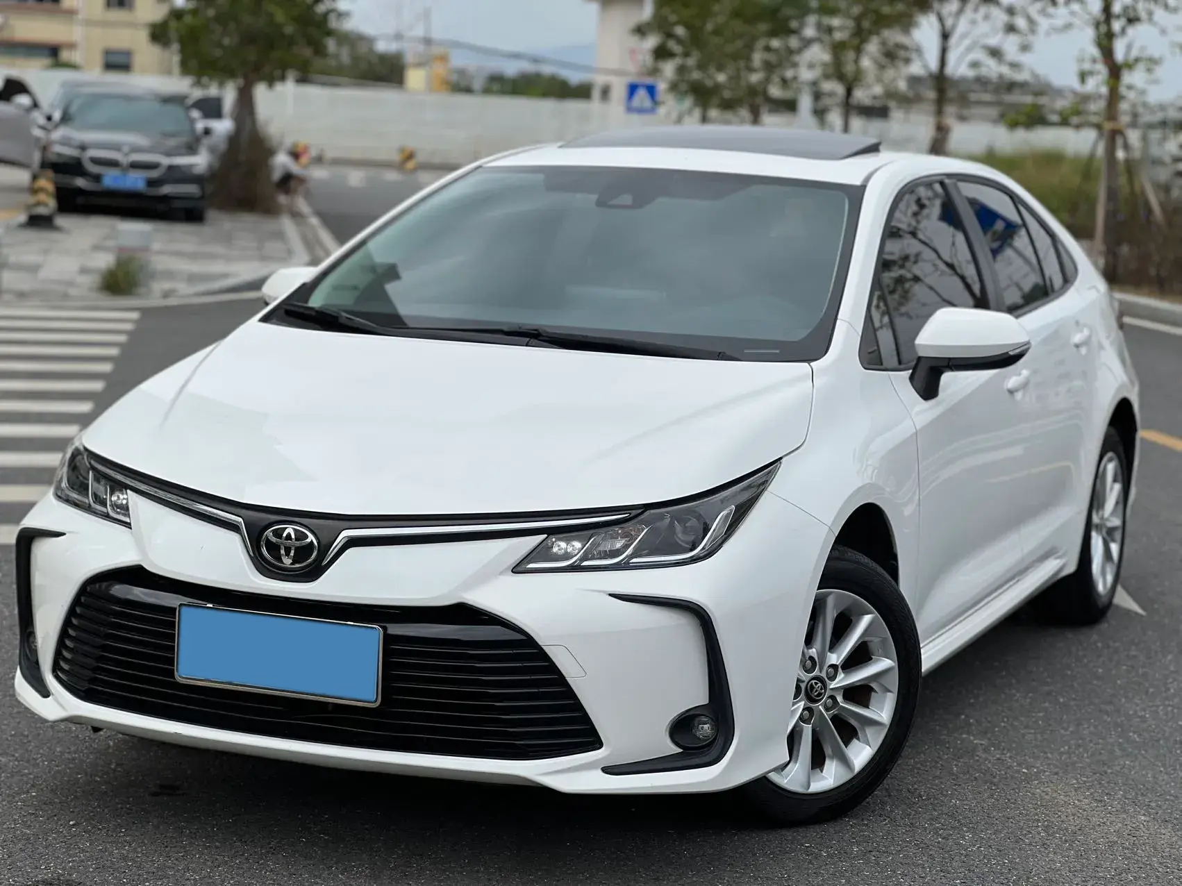 2021 TOYOTA COROLLA view 1