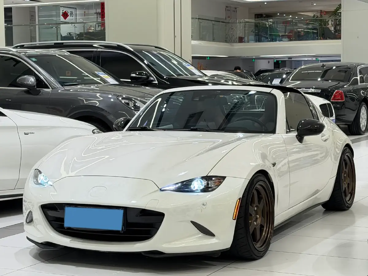 2018 Mazda MX-5 2.0L 158HP L4 6AT