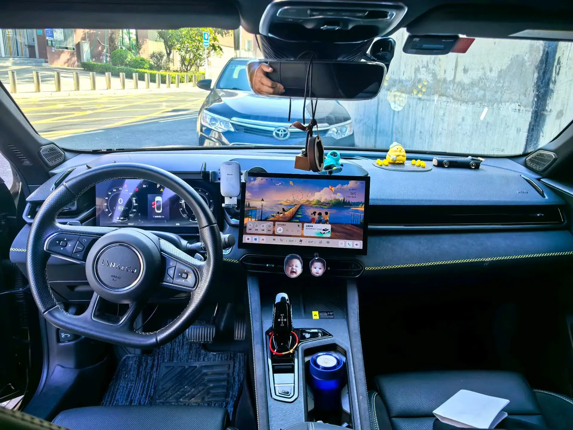 2023 LYNK&CO 03 thumbnail 2