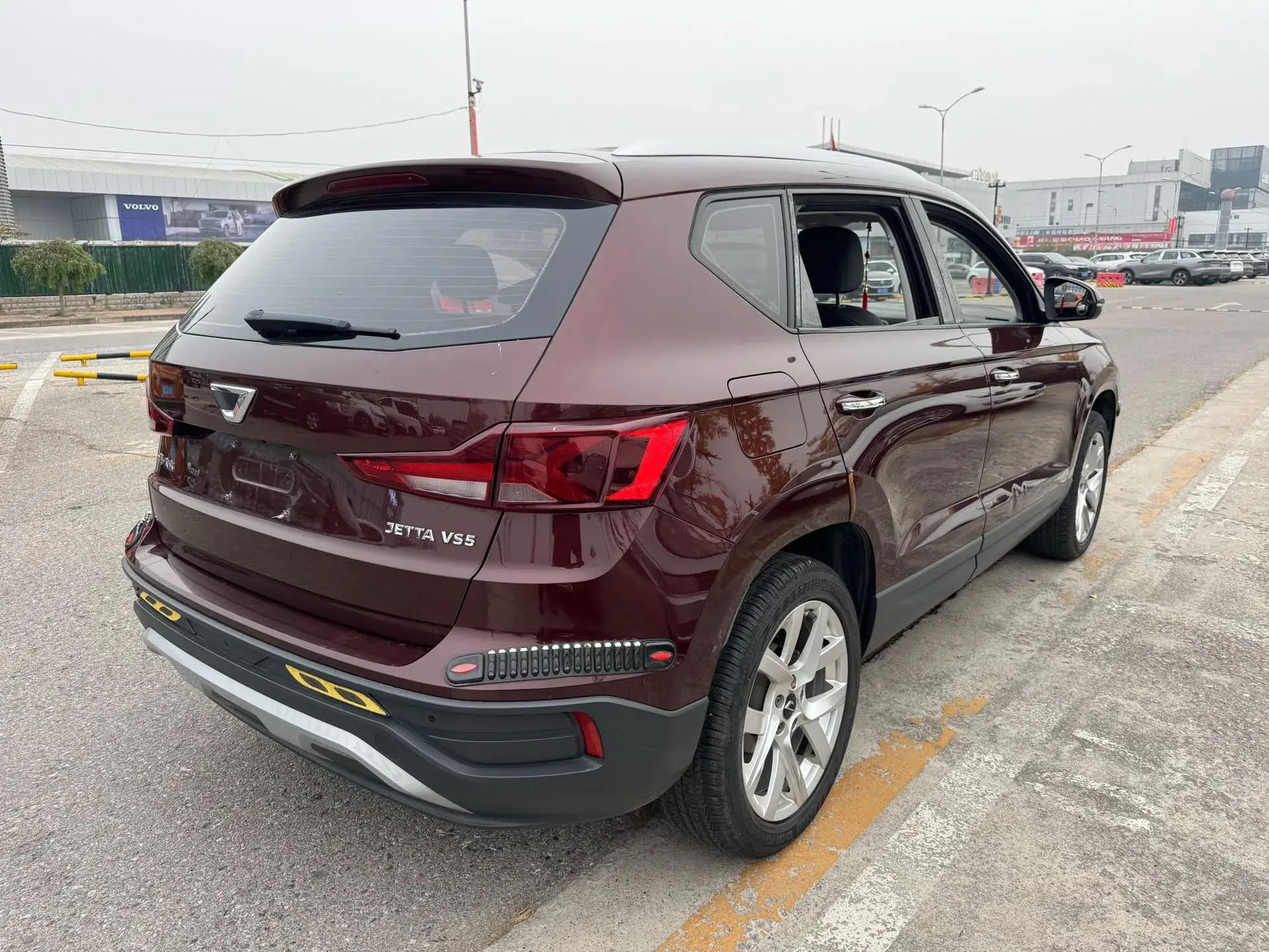 2019 JETTA VS5 thumbnail 4