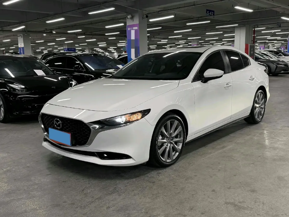 2022 Mazda 3 Axela 2.0L 158HP L4 6AT,autocango,china used car exporter,china ev exporter,chinese used car exporter,chinese used ev exporter