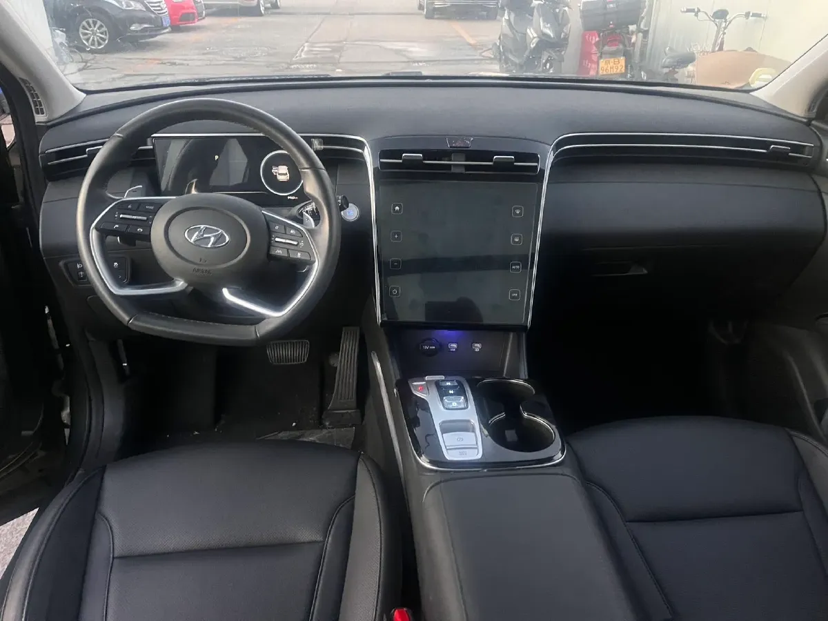 2022 Hyundai Tucson 2.0L 150HP L4 6AT Hybrid,autocango,china used car exporter,china ev exporter,chinese used car exporter,chinese used ev exporter