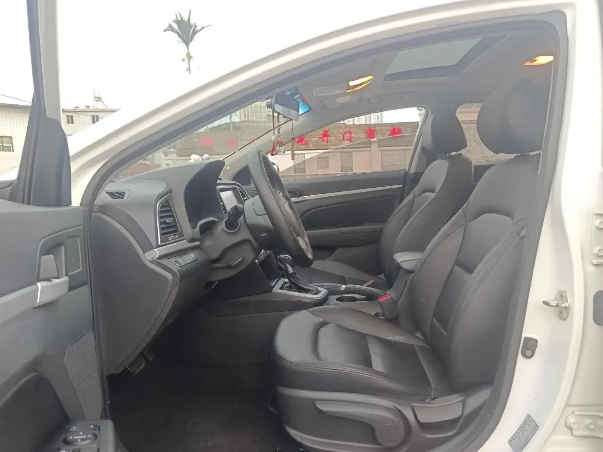 2016 Hyundai Elantra 1.6L 128HP L4 6MT,autocango,china used car exporter,china ev exporter,chinese used car exporter,chinese used ev exporter