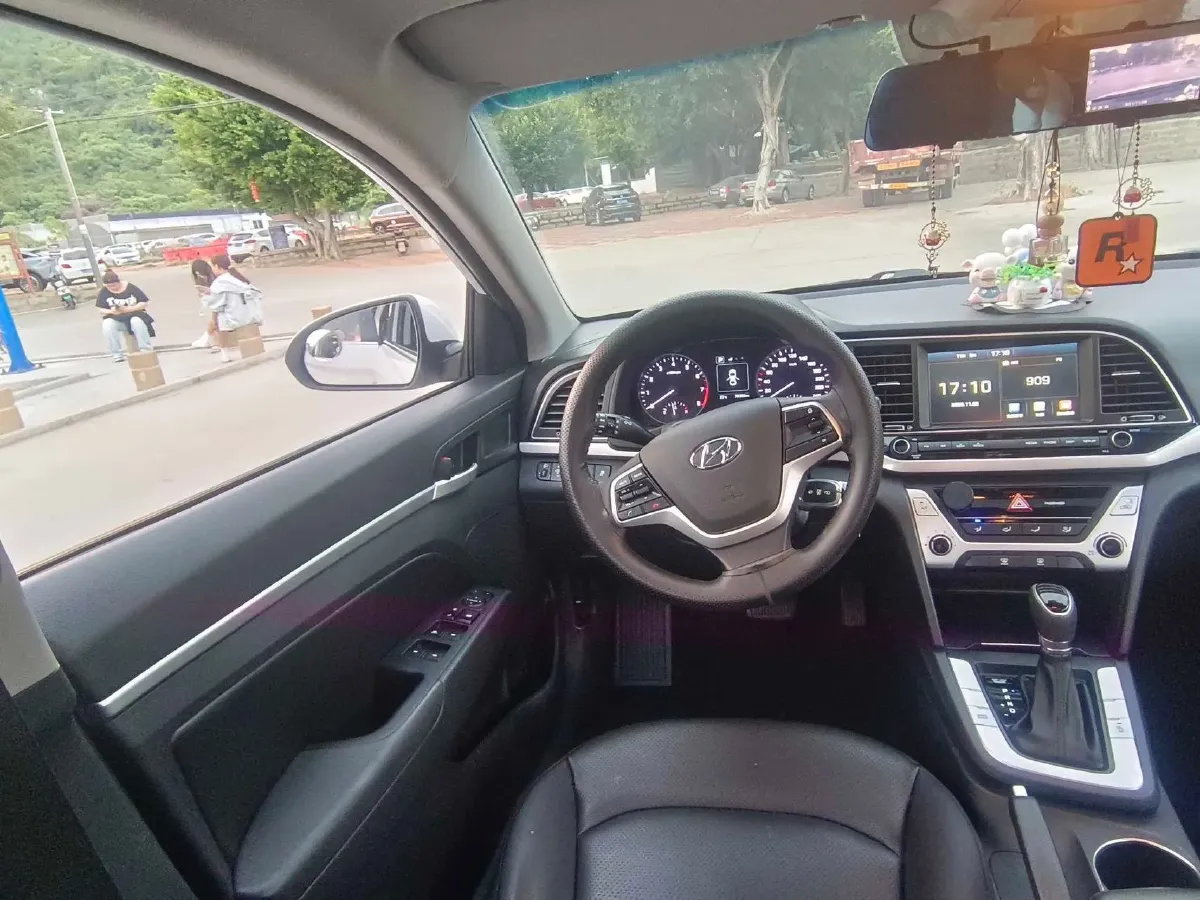 2016 Hyundai Elantra 1.6L 128HP L4 6MT,autocango,china used car exporter,china ev exporter,chinese used car exporter,chinese used ev exporter