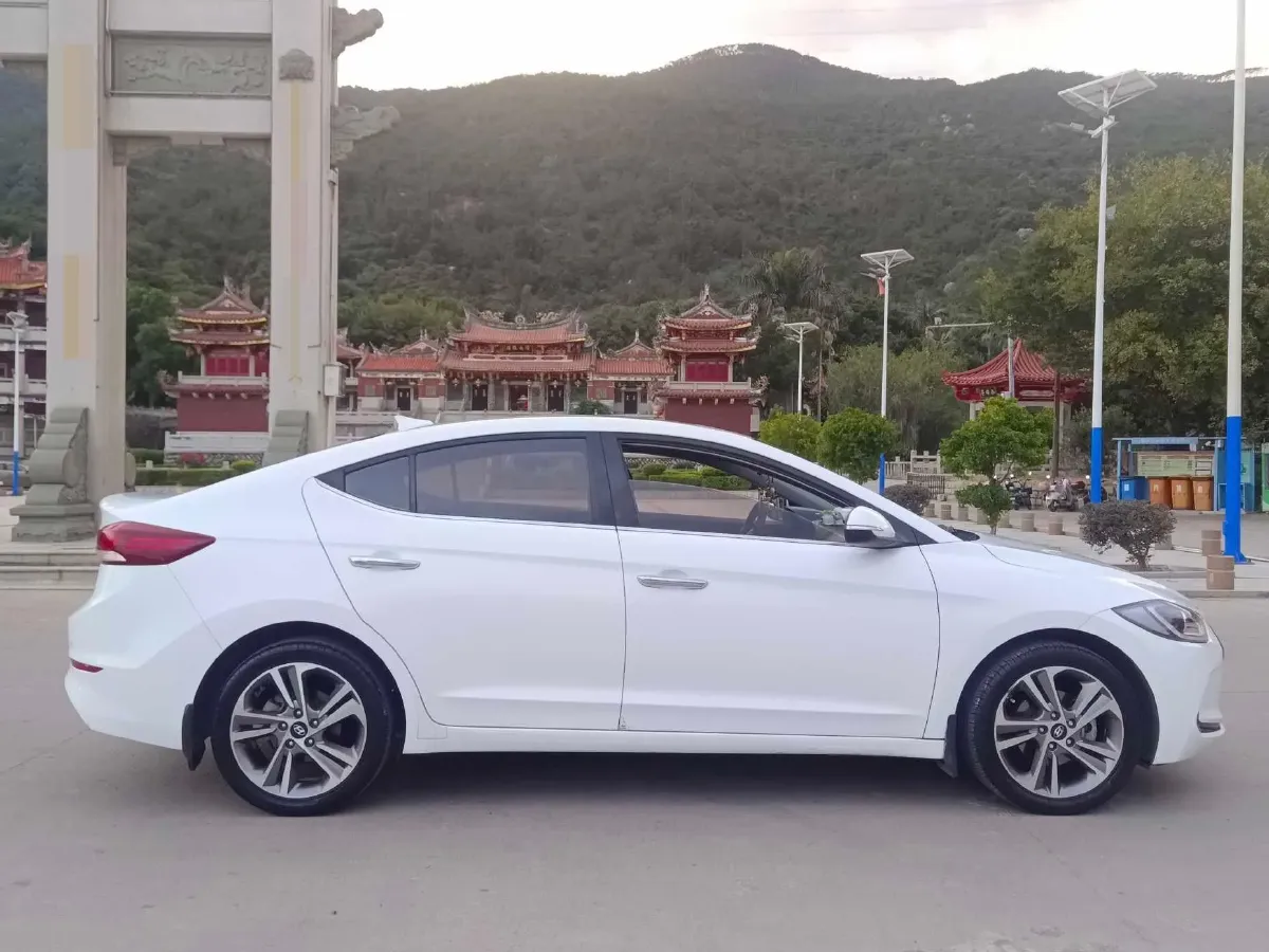 2016 Hyundai Elantra 1.6L 128HP L4 6MT,autocango,china used car exporter,china ev exporter,chinese used car exporter,chinese used ev exporter