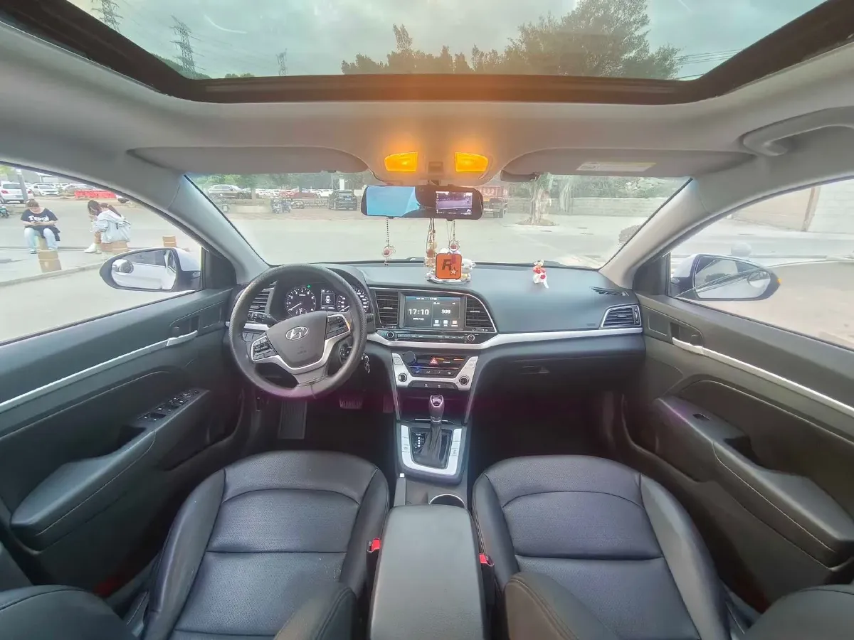 2016 Hyundai Elantra 1.6L 128HP L4 6MT,autocango,china used car exporter,china ev exporter,chinese used car exporter,chinese used ev exporter