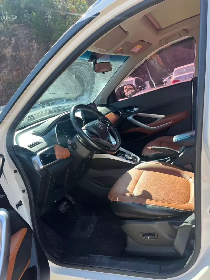 2019 BaoJun 510 1.5L 112HP L4 5AMT,autocango,china used car exporter,china ev exporter,chinese used car exporter,chinese used ev exporter