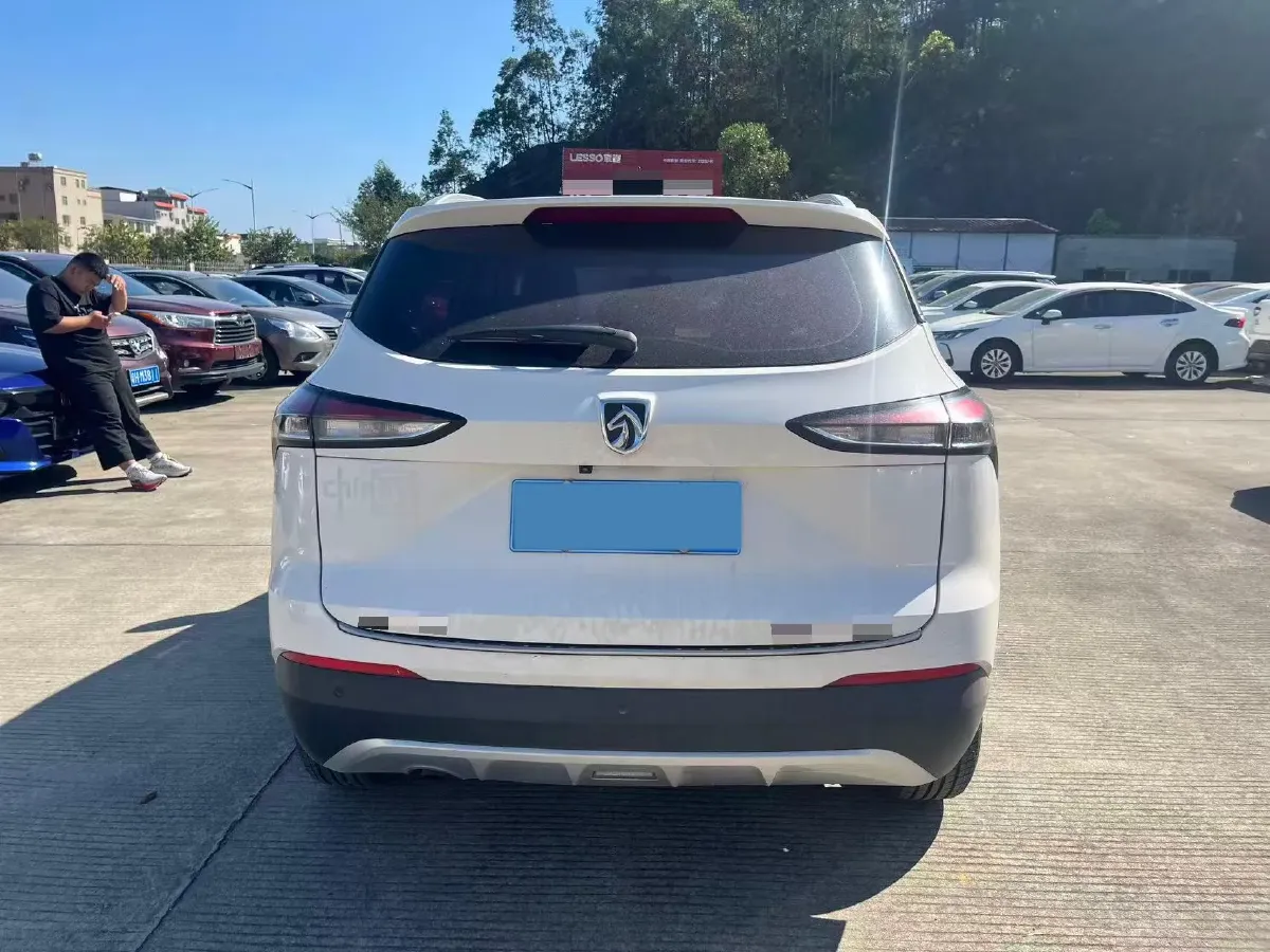 2019 BaoJun 510 1.5L 112HP L4 5AMT,autocango,china used car exporter,china ev exporter,chinese used car exporter,chinese used ev exporter