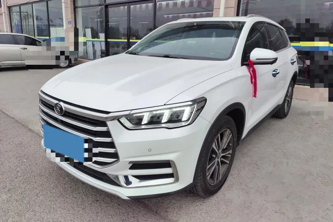 2019 BYD SONG view 1
