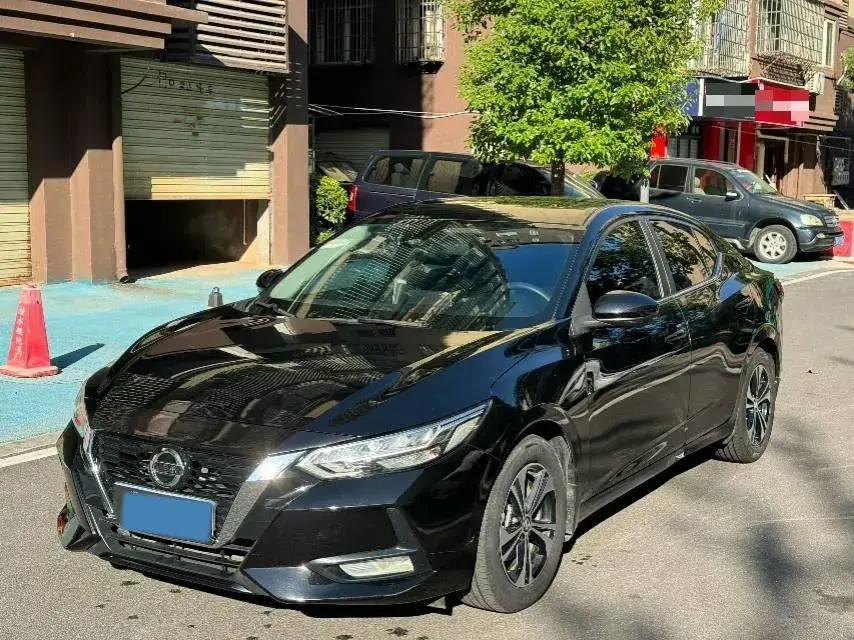 2022 NISSAN SYLPHY view 1