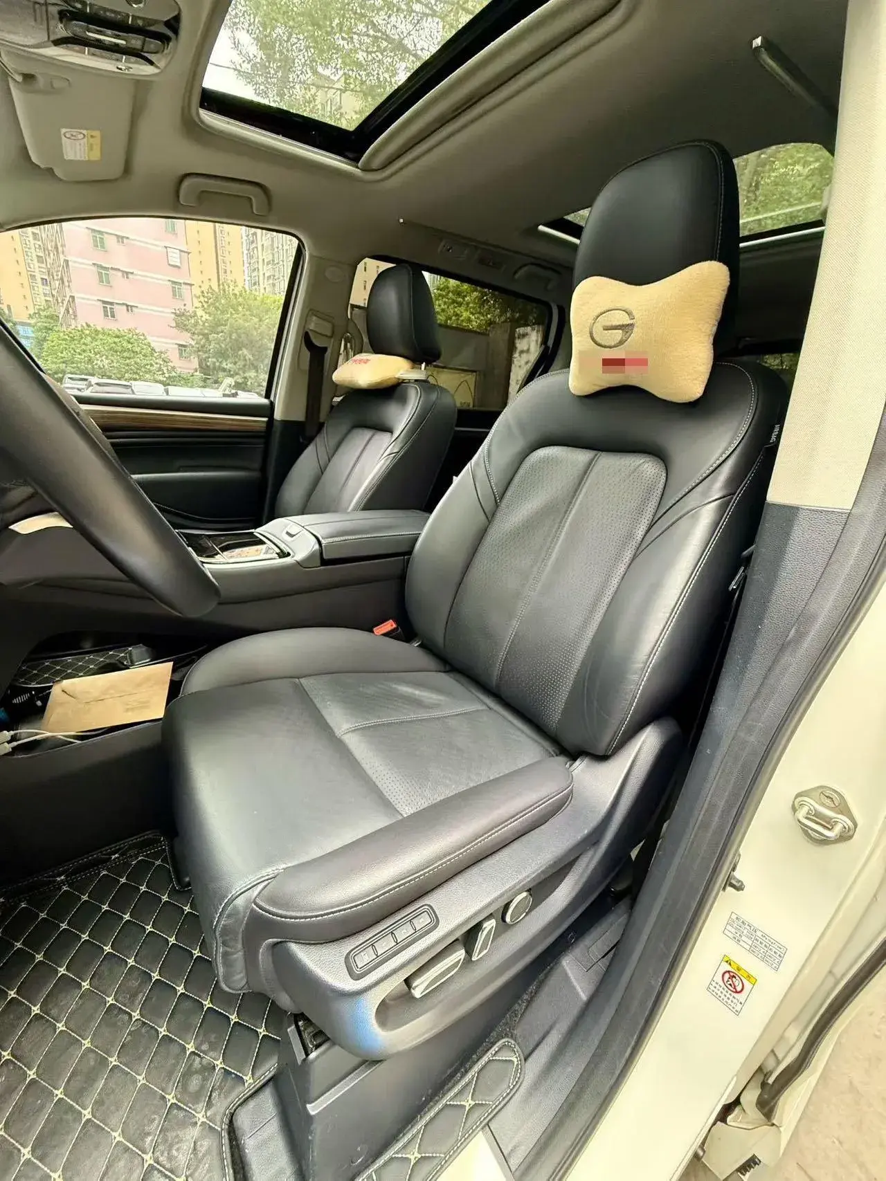 2021 GAC TRUMPCHI thumbnail 4