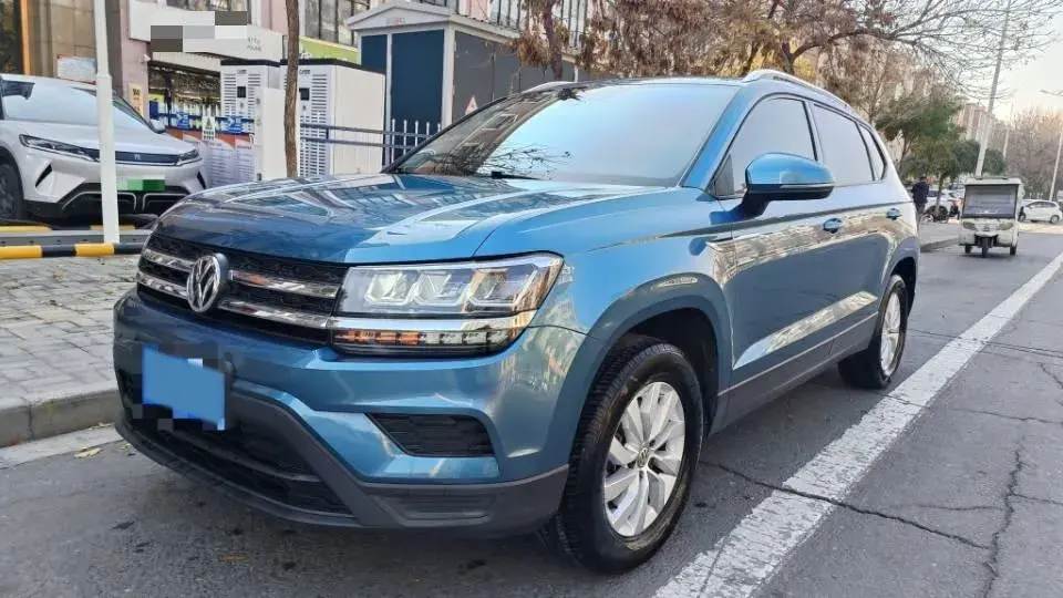 2019 VOLKSWAGEN THARU view 1