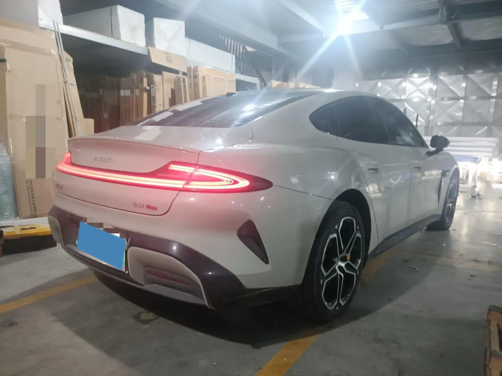 2024 MI SU7 thumbnail 3