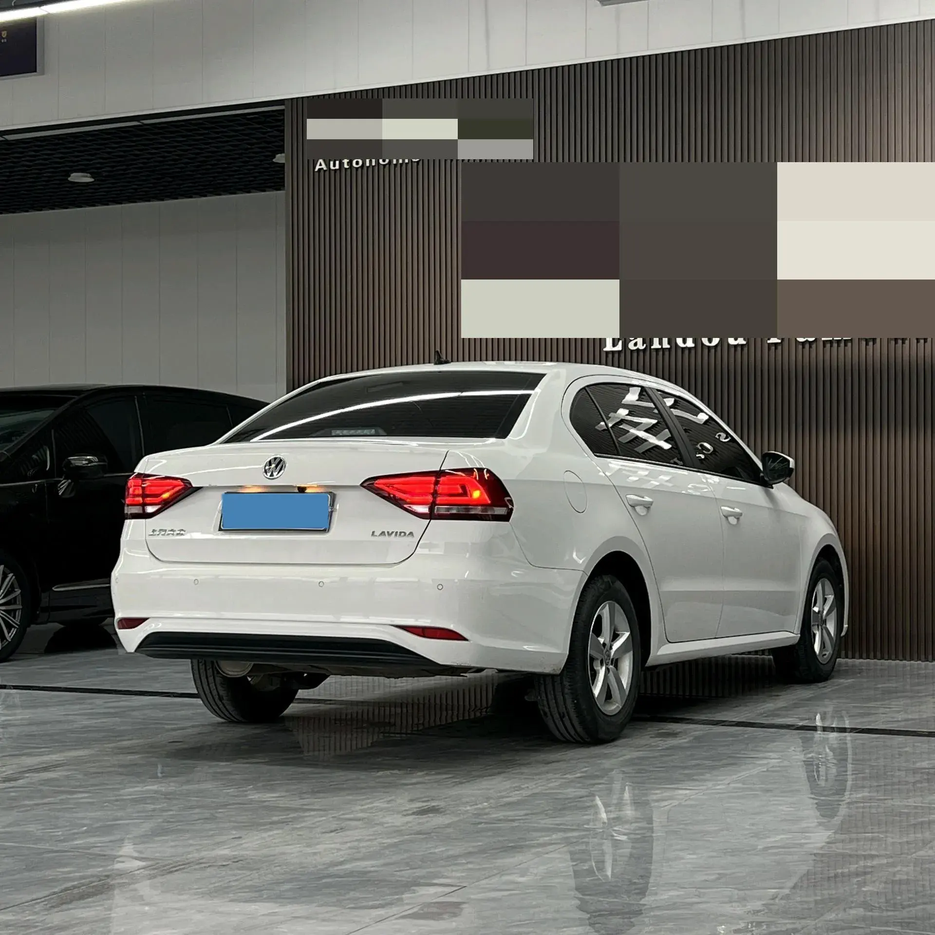 2019 VOLKSWAGEN LAVIDA thumbnail 2