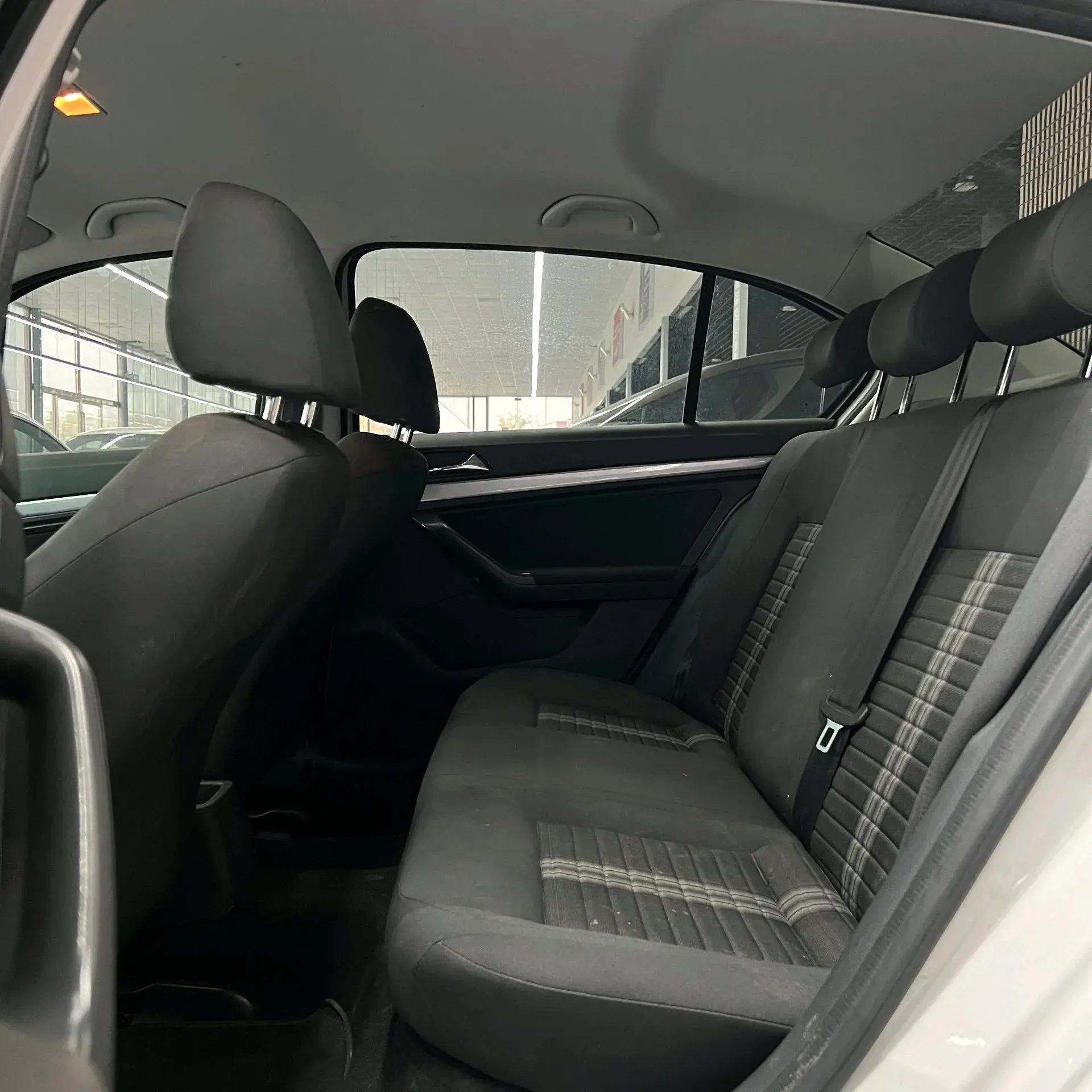 2019 VOLKSWAGEN LAVIDA thumbnail 4