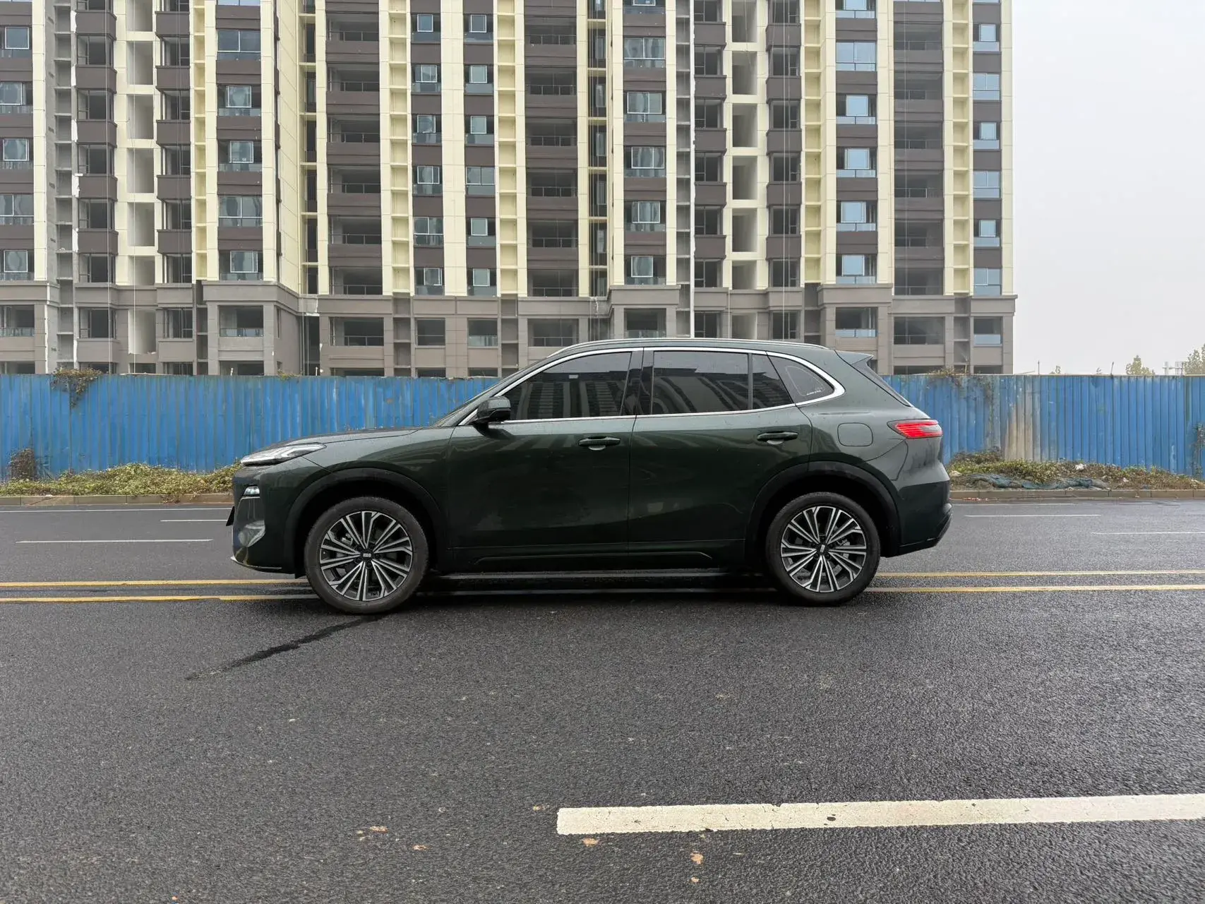 2025 GEELY GALAXY thumbnail 4