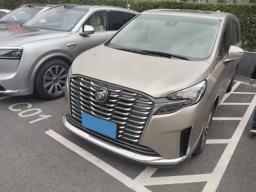 2023 Buick GL8 2.0T 237HP L4 9AT,autocango,china used car exporter,china ev exporter,chinese used car exporter,chinese used ev exporter