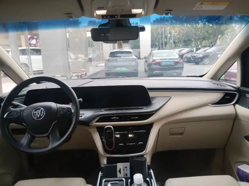 2023 Buick GL8 2.0T 237HP L4 9AT,autocango,china used car exporter,china ev exporter,chinese used car exporter,chinese used ev exporter