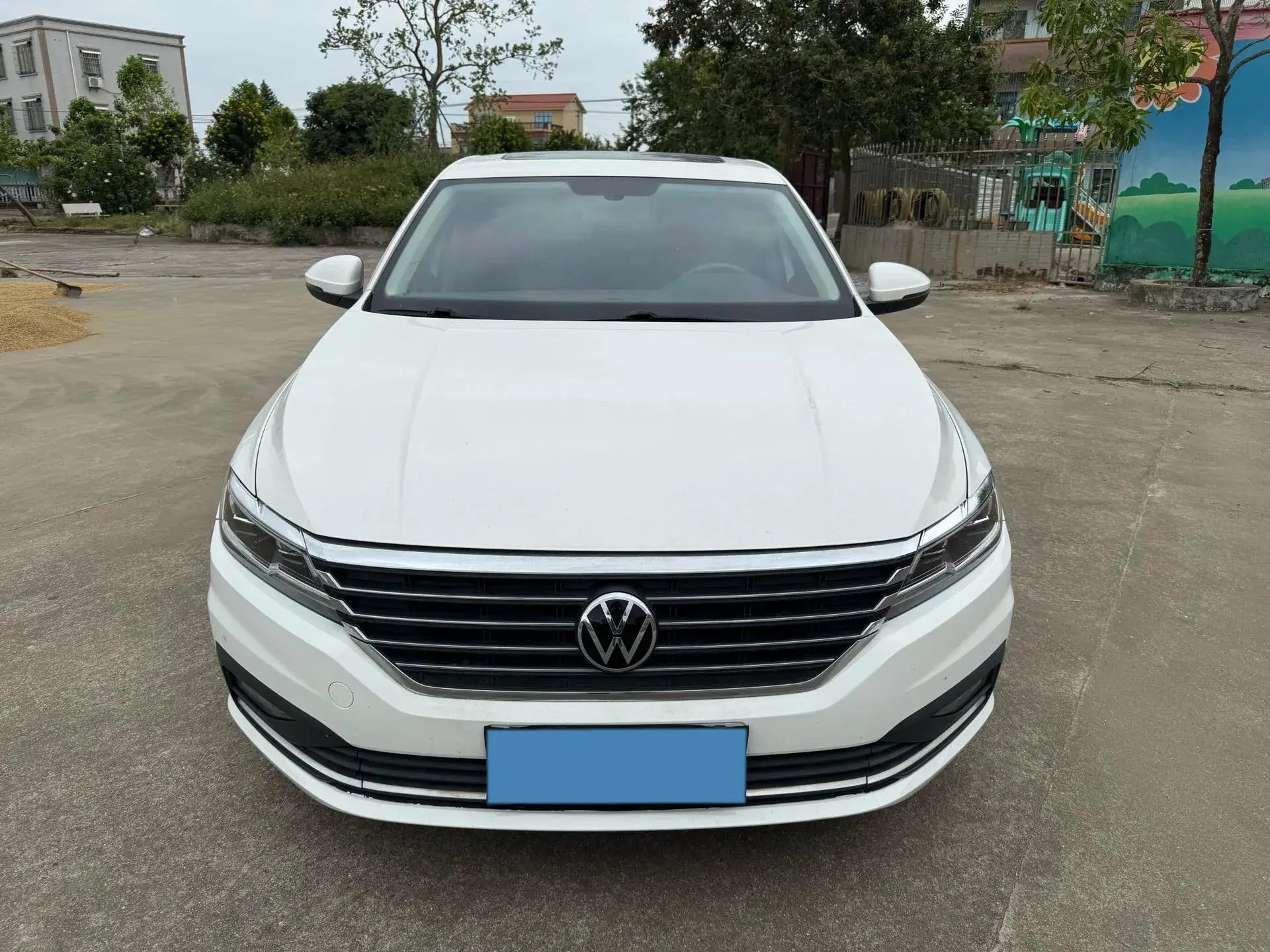 2021 VOLKSWAGEN LAVIDA thumbnail 2