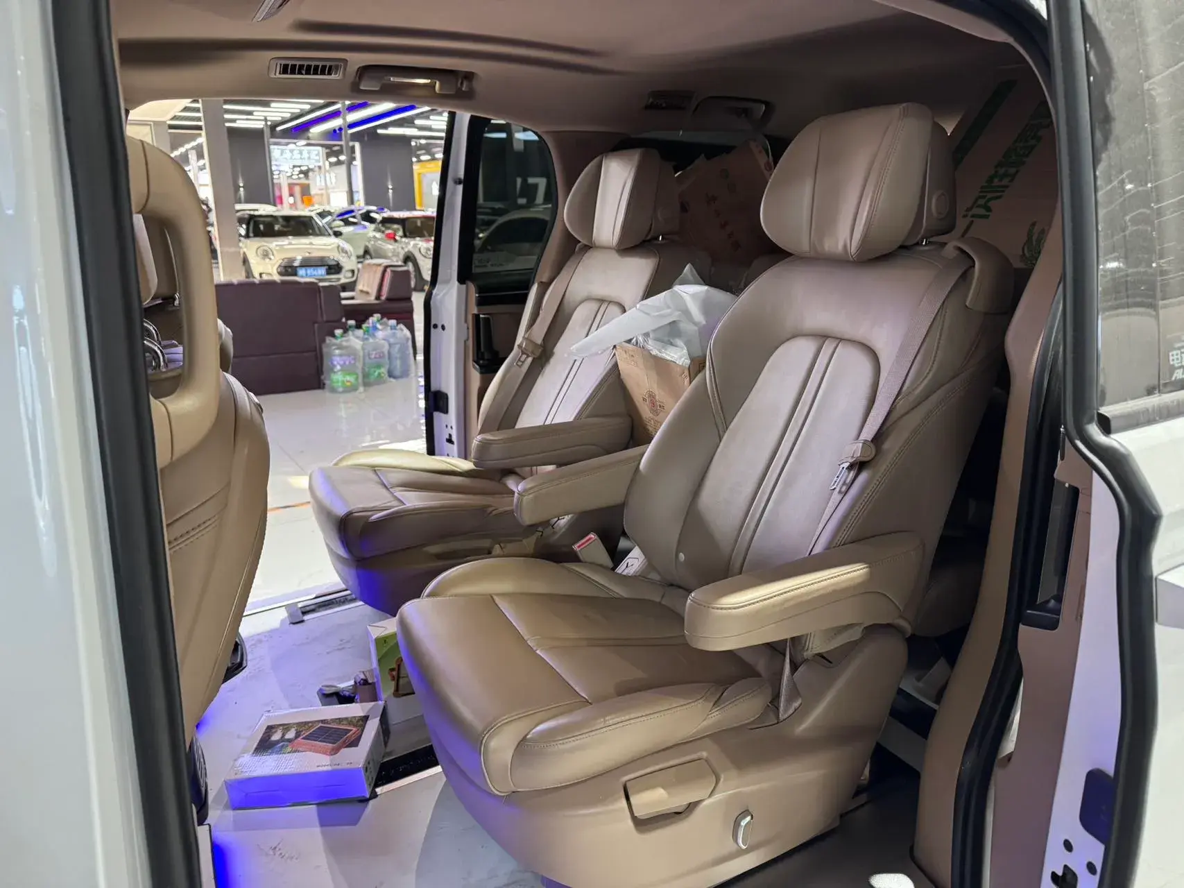 2021 BUICK GL8 thumbnail 4