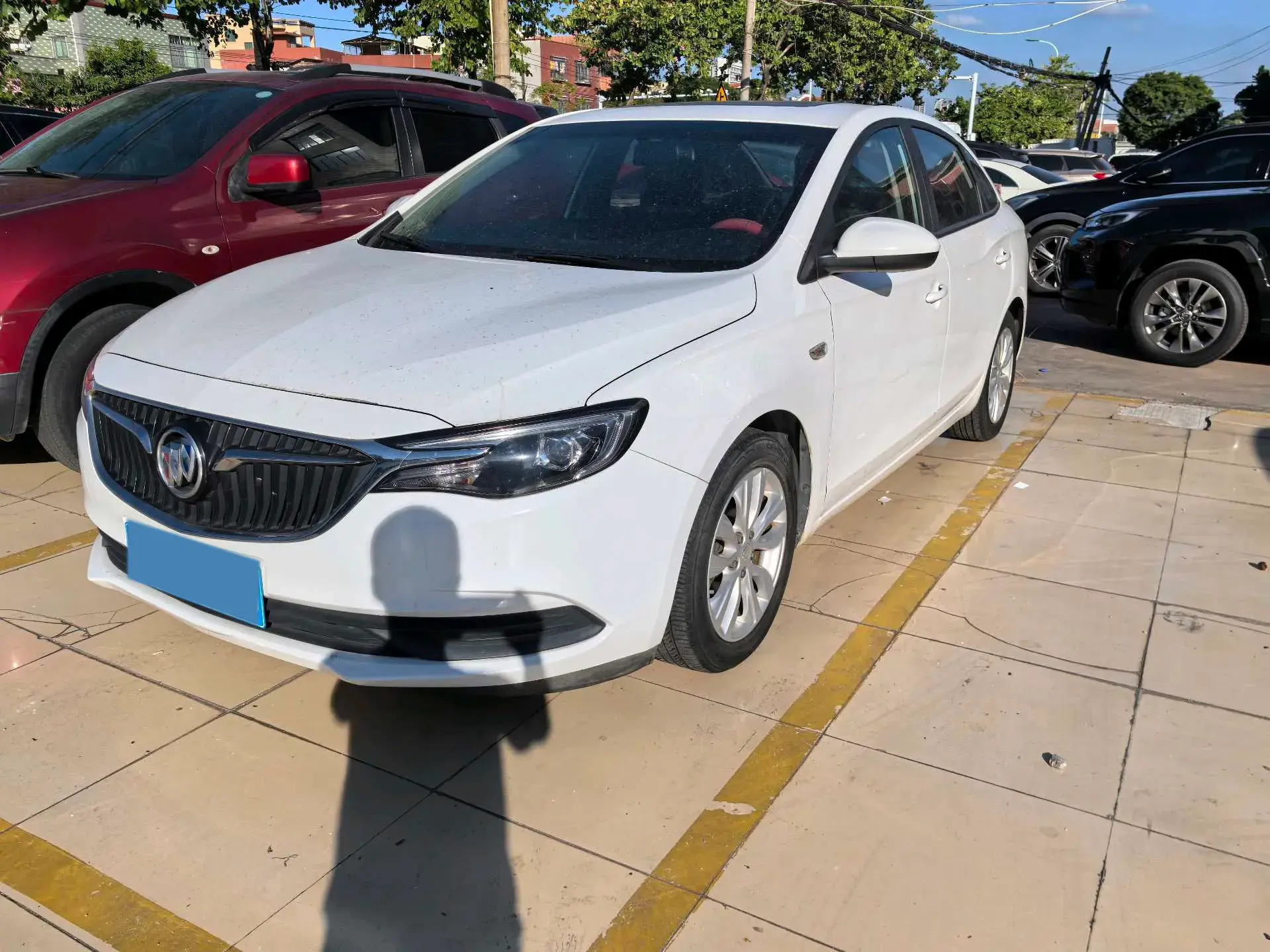 2021 BUICK EXCELLE view 1