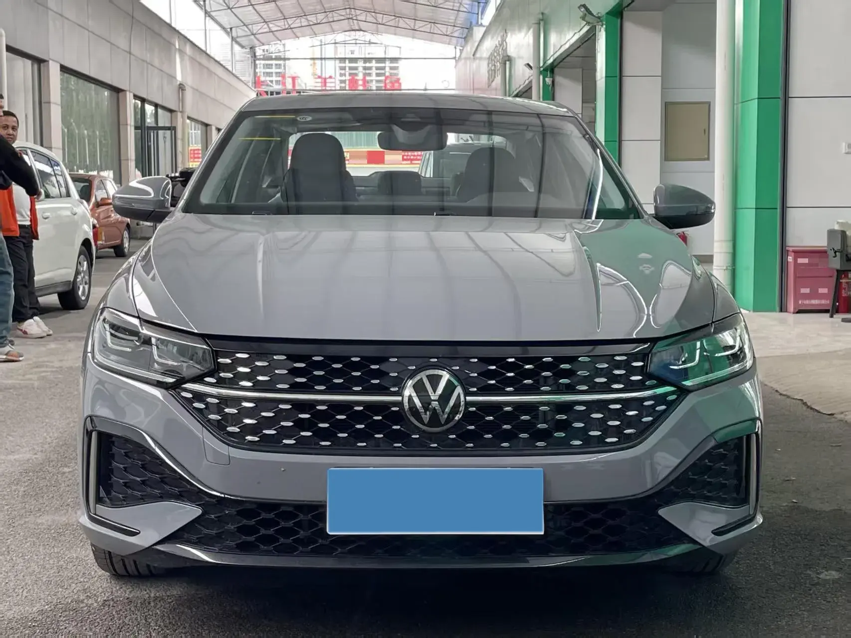 2024 VOLKSWAGEN LAVIDA thumbnail 2