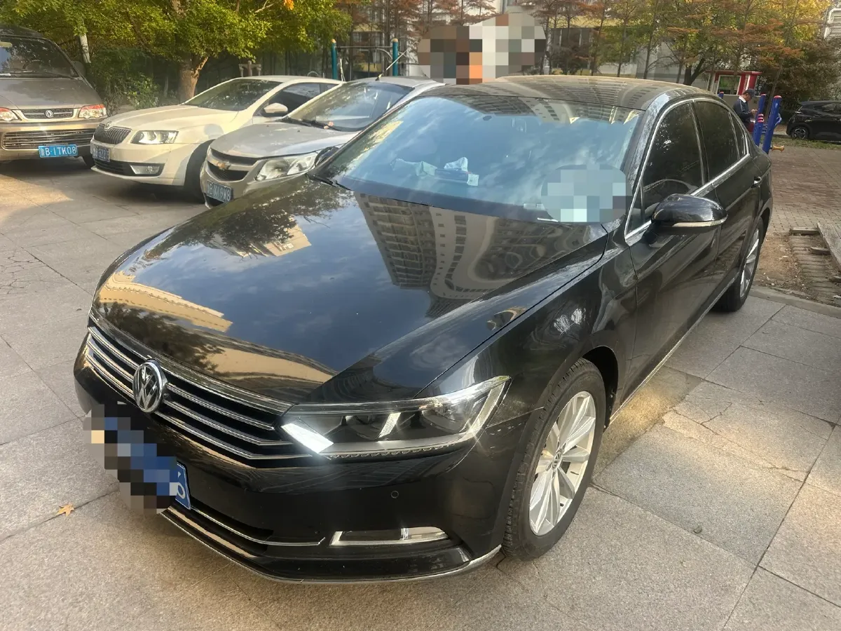 2019 Volkswagen Magotan 2.0T 186HP L4 7DCT,autocango,china used car exporter,china ev exporter,chinese used car exporter,chinese used ev exporter