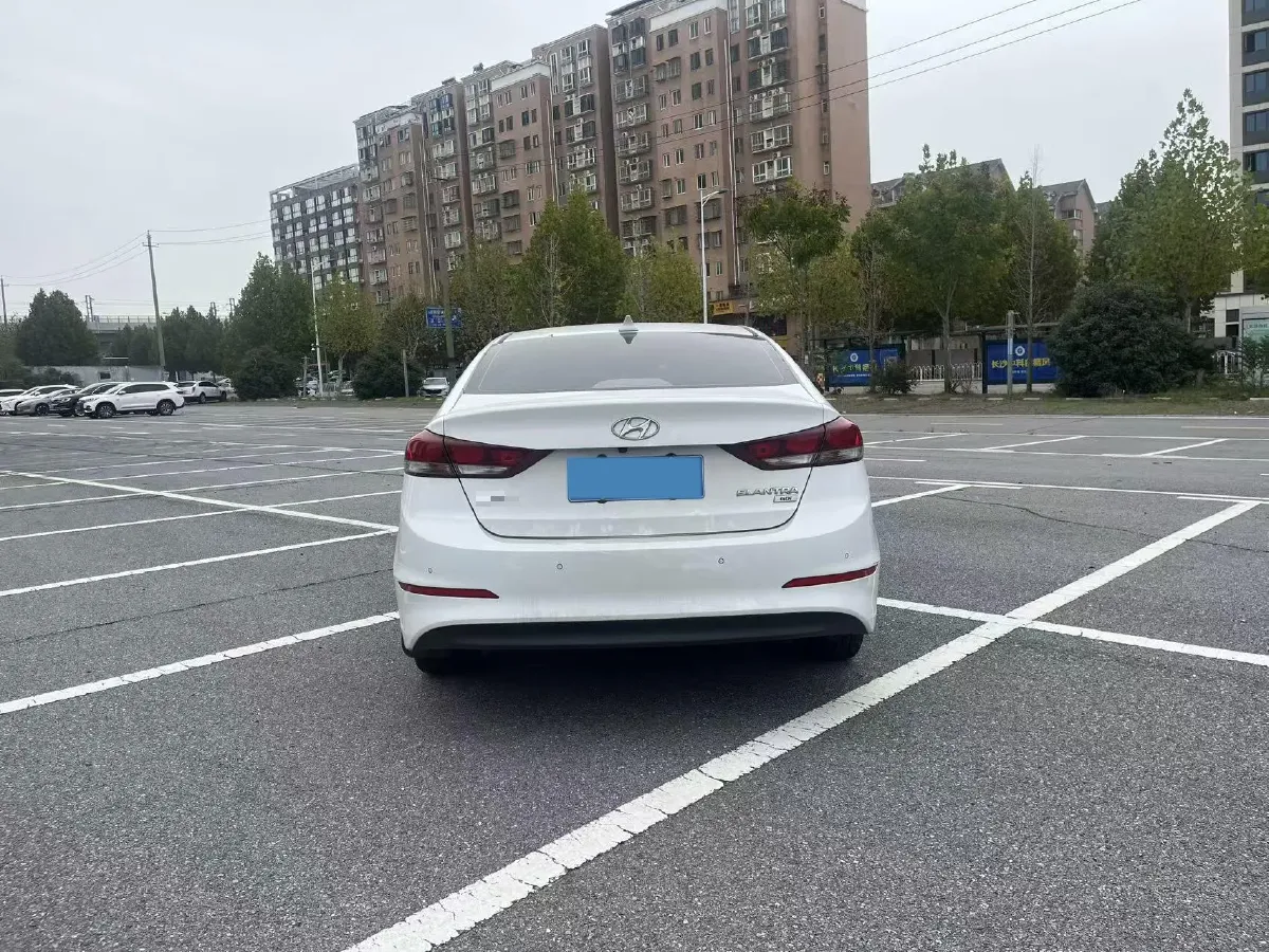 2016 Hyundai Elantra 1.6L 130HP L4 6AT,autocango,china used car exporter,china ev exporter,chinese used car exporter,chinese used ev exporter