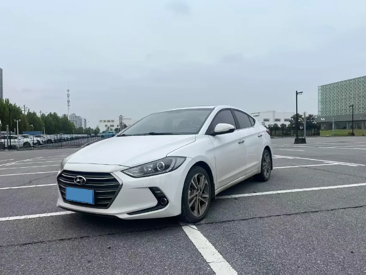 2016 Hyundai Elantra 1.6L 130HP L4 6AT,autocango,china used car exporter,china ev exporter,chinese used car exporter,chinese used ev exporter