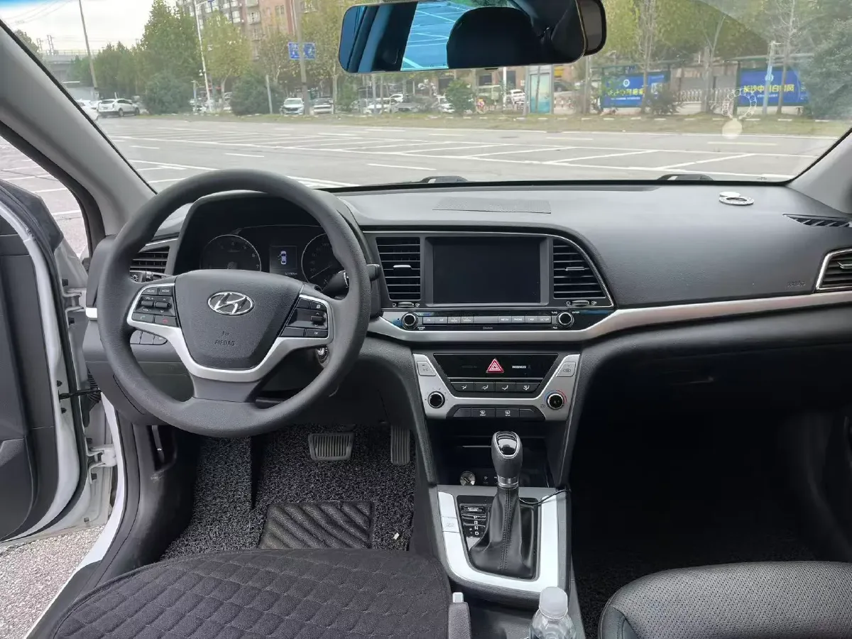 2016 Hyundai Elantra 1.6L 130HP L4 6AT,autocango,china used car exporter,china ev exporter,chinese used car exporter,chinese used ev exporter