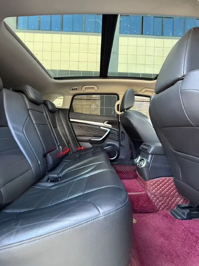 2017 WEY VV7 2.0T 234HP L4 7DCT,autocango,china used car exporter,china ev exporter,chinese used car exporter,chinese used ev exporter